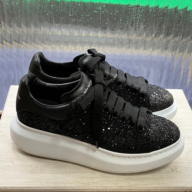 Alexander McQueen アレクサンダーマックイーン 靴クリーニング