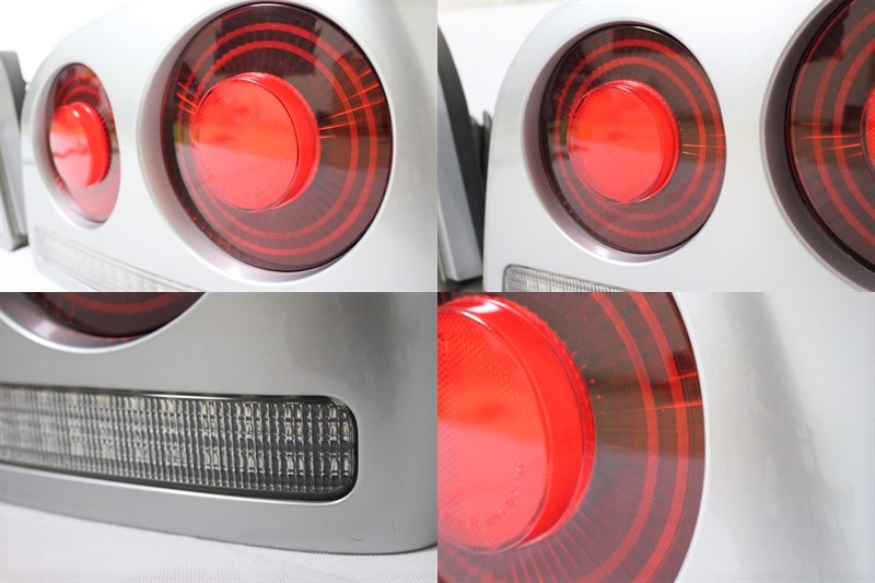 R34 スカイライン 4ドア セダン フルLEDテール 立体アクリル加工 - LED