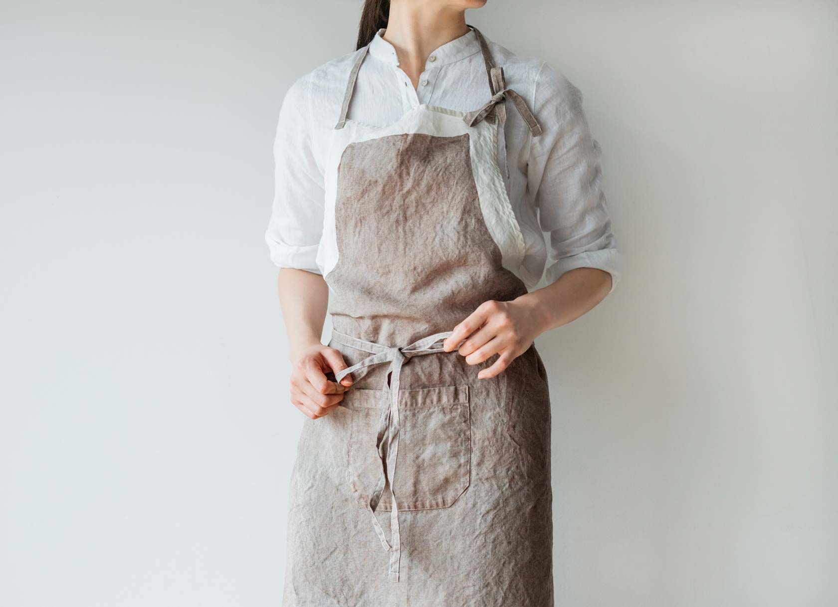 イタリアの伝統あるブランド BERTOZZI ベルトッツィのエプロン | Lino