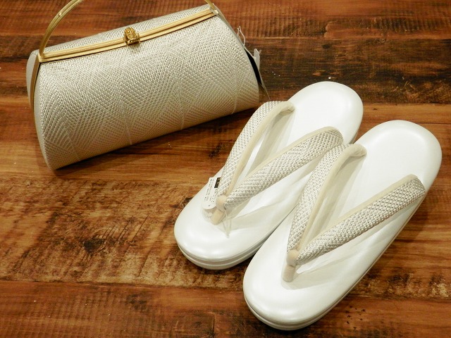 和装用草履バッグセット シルバー系 正倉院模様 金銀 エレガント 新品