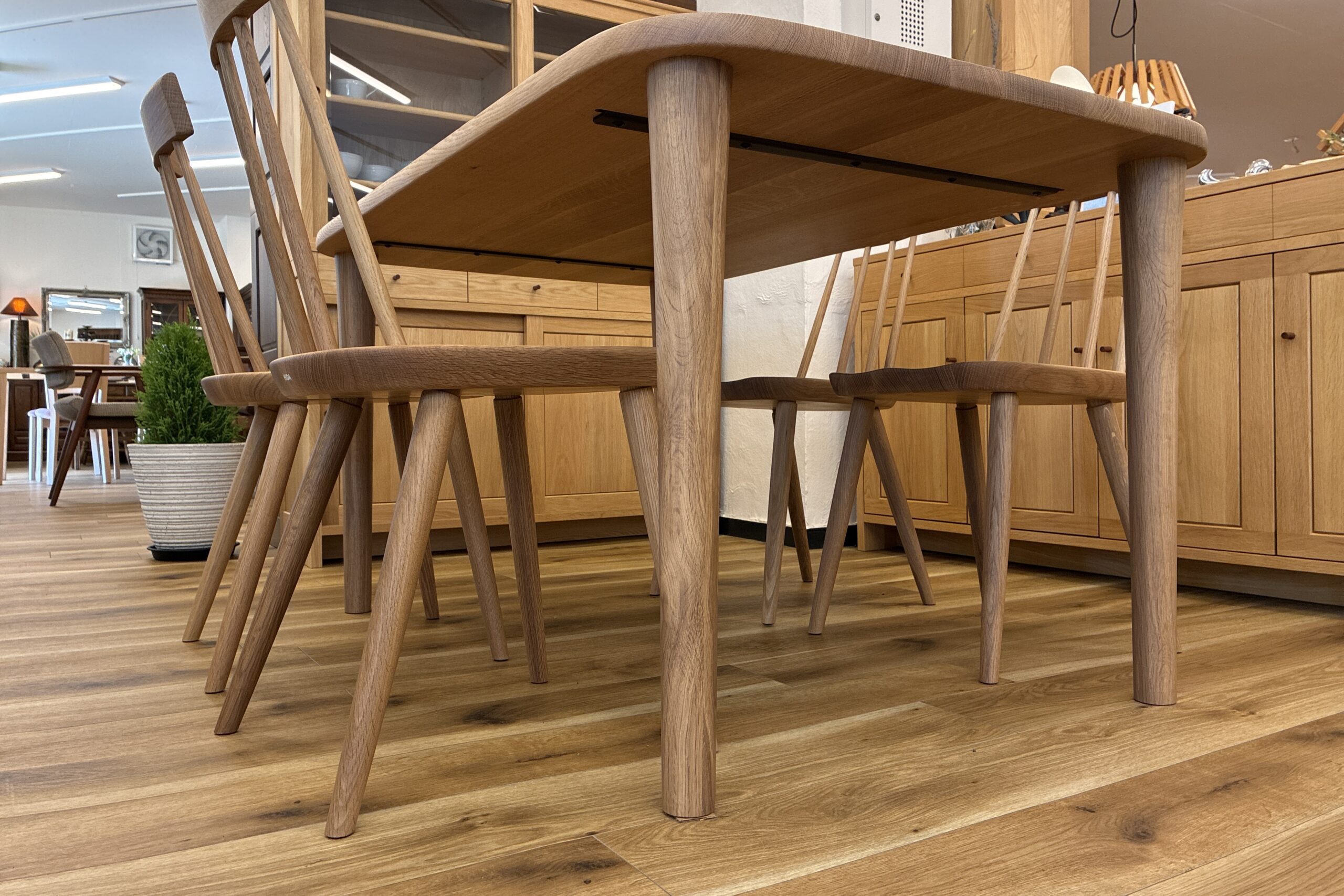 飛騨産業「TUGUMI（ツグミ）」 ダイニング – 木匠舘マイドゥ｜飛騨の