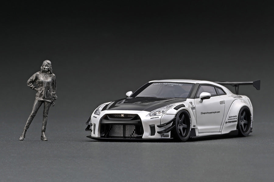 Ignition Model 1:43 Nissan GT-R (R35) LB-WORKS Type 2 in White