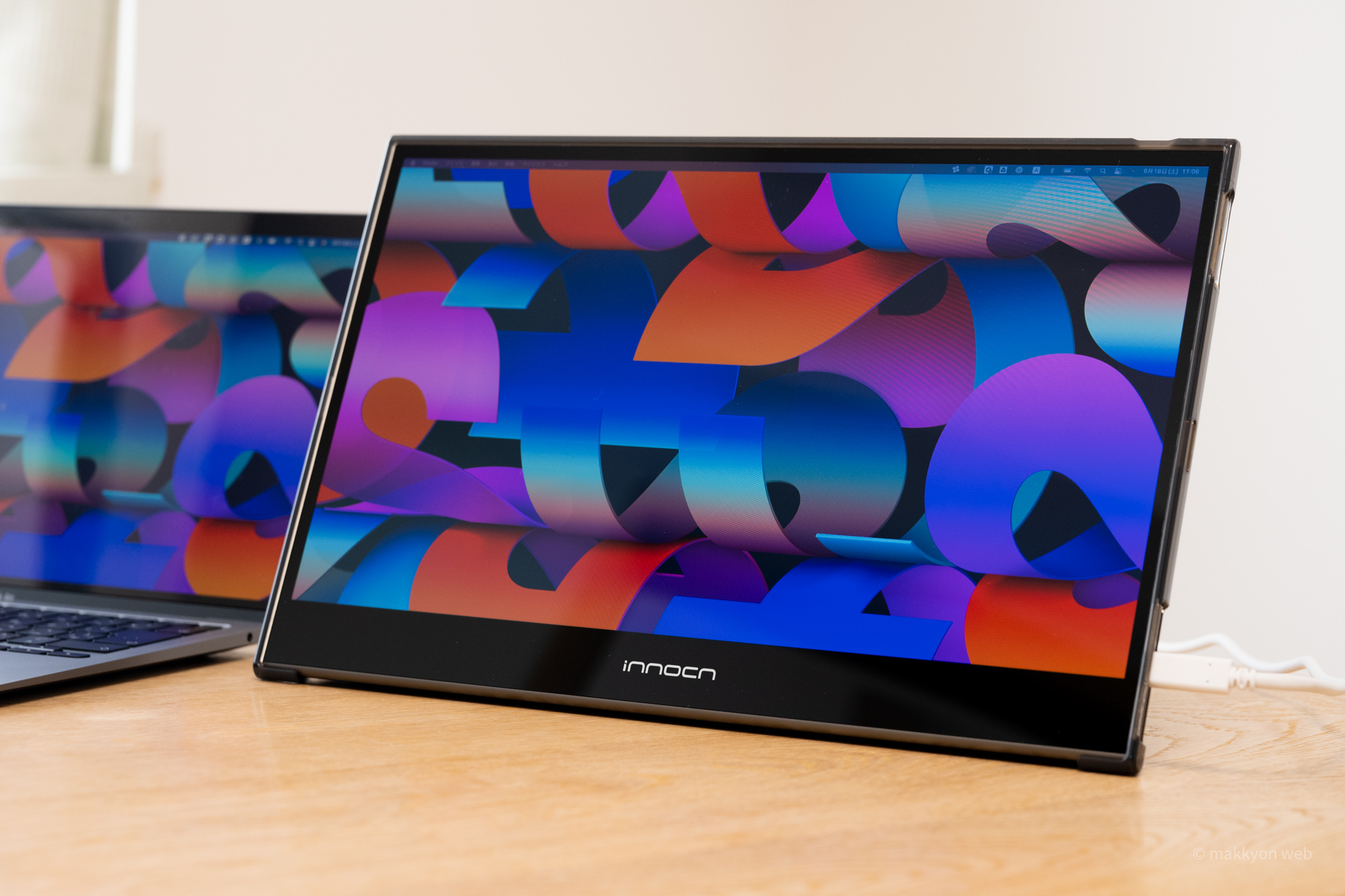 有機ELのモバイルディスプレイってどうなの？？INNOCNの15.6インチOLED