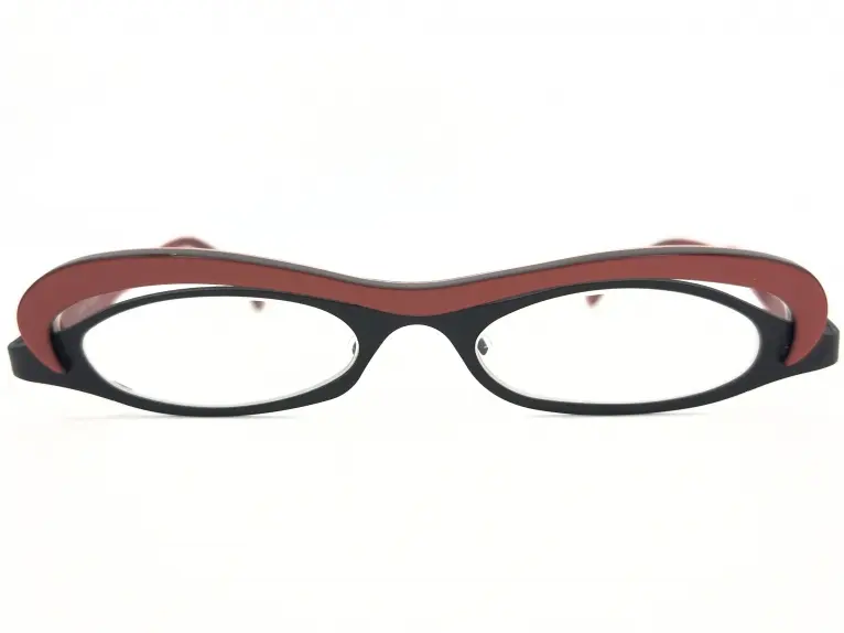 テオ Theo｜EYE WITNESS PC 5｜左右非対称！アイウィットネスのお洒落