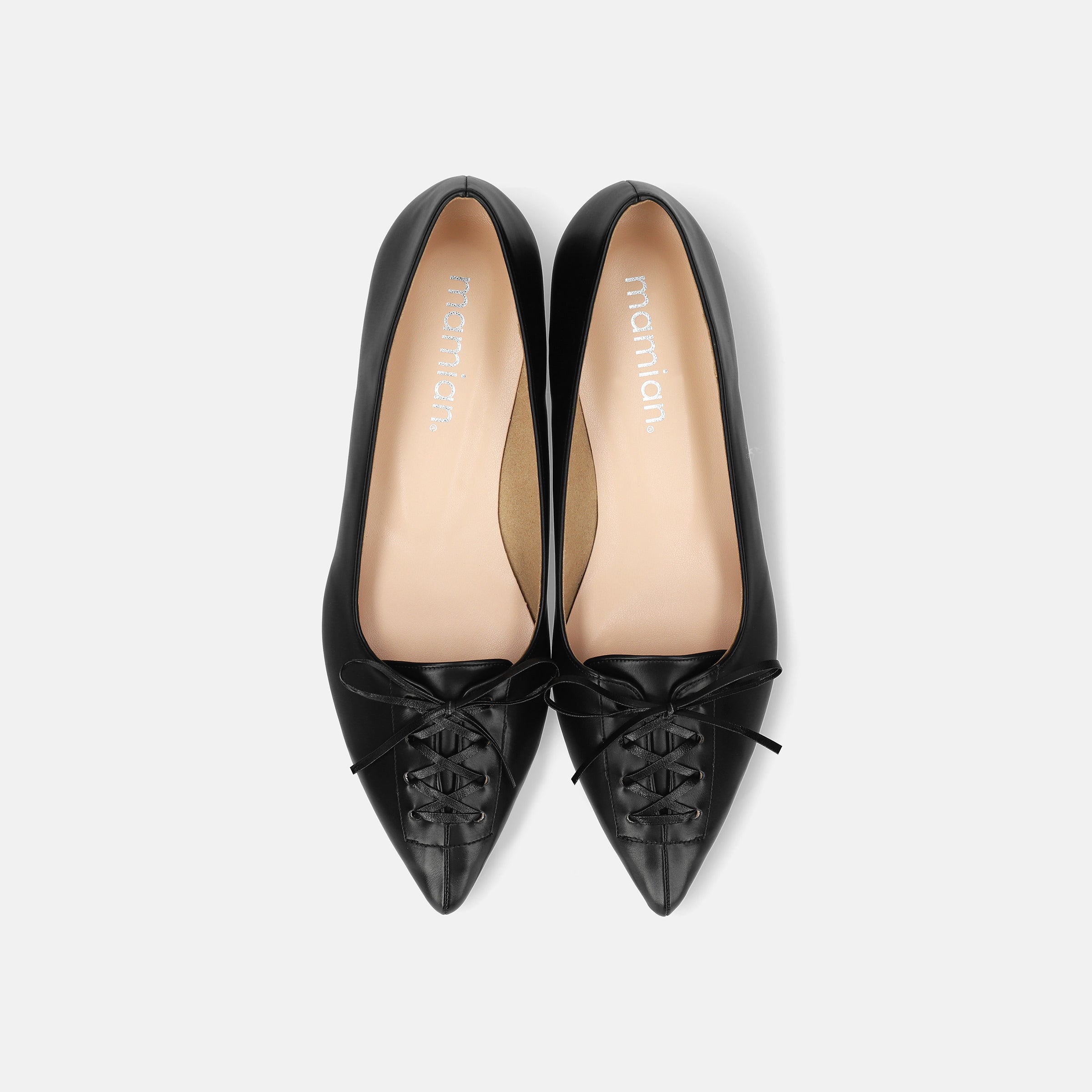 2026SS：レースアップデザイン フラットシューズ（m17047）ブラック