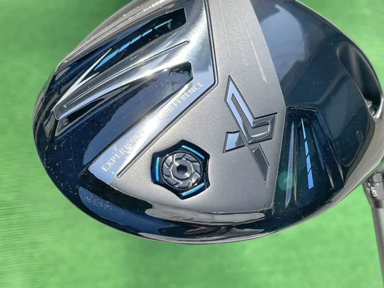 ゼクシオエックスドライバー(2024)試打評価｜優しく飛ばせて安定する万