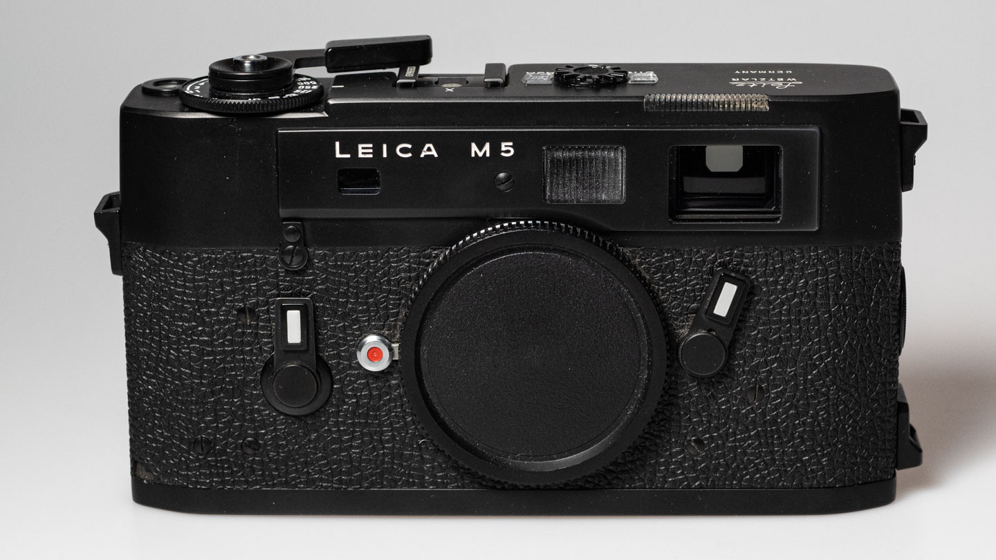 Leica M5 - the most underrated rangefinder or an ugly duckling?