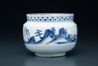 初期伊万里染付山水文水指 | 商品詳細 東洋古陶磁の前坂晴天堂