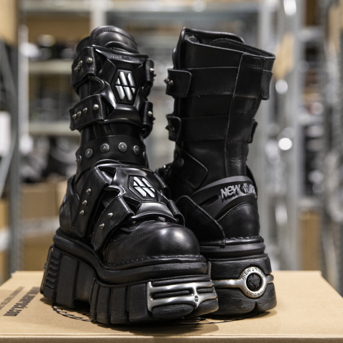 boots NEW ROCK - CRUST NEGRO, TOWER - M.MET422-S1 - Metalshop.us