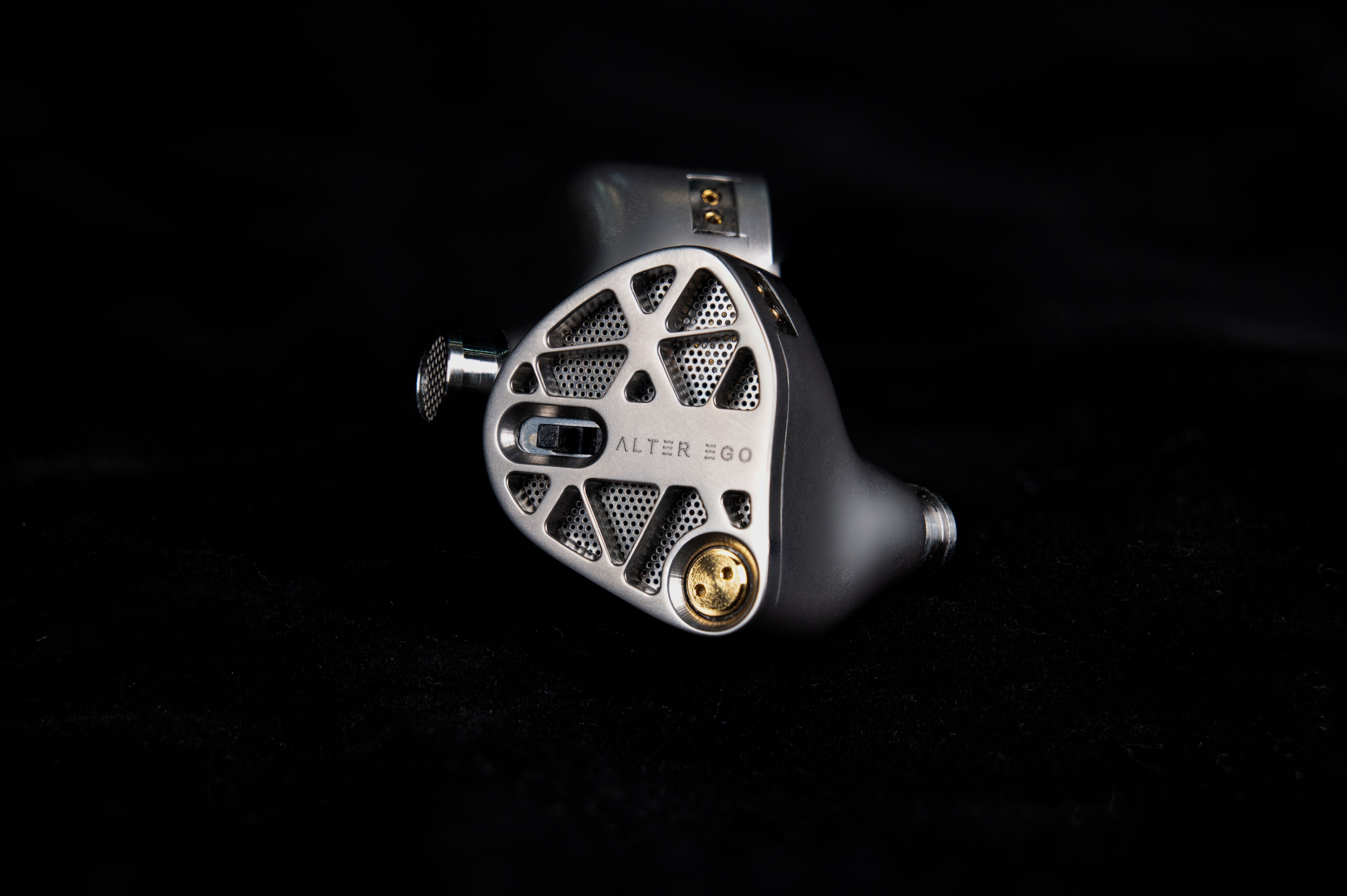 ALTER EGO 1DD+4BA+4EST – Melodic Artification & Timsok