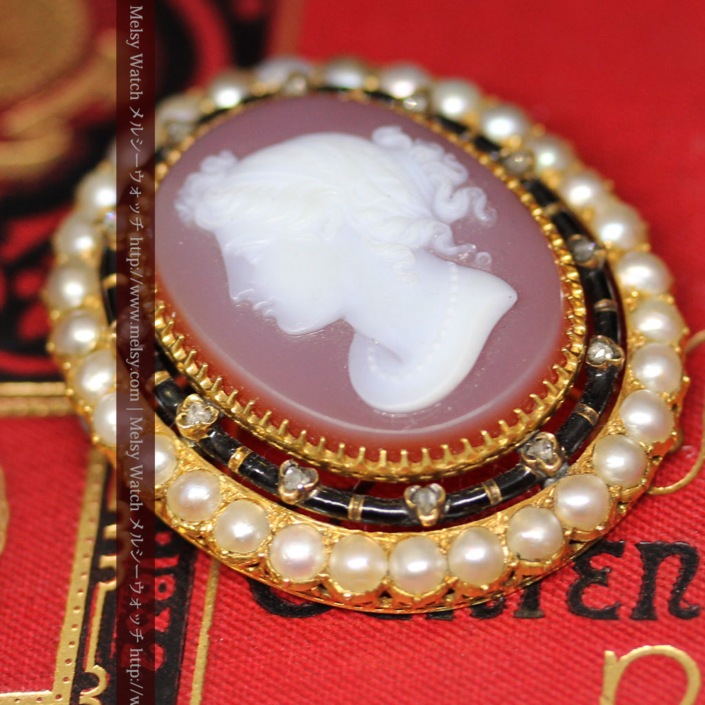 ヤシの木 アンティーク 18金刻印あり 非加熱黒瑪瑙のカメオブローチ