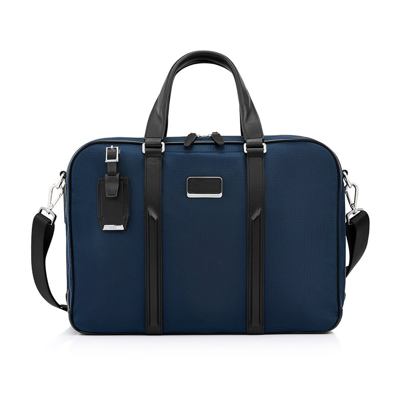 最高のビジネスバッグが誕生！ TUMI〈トゥミ〉の「JARVIS」をスーツや
