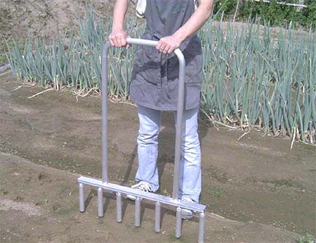 アルミ製 定植用下穴開け器 | 株式会社ミツル