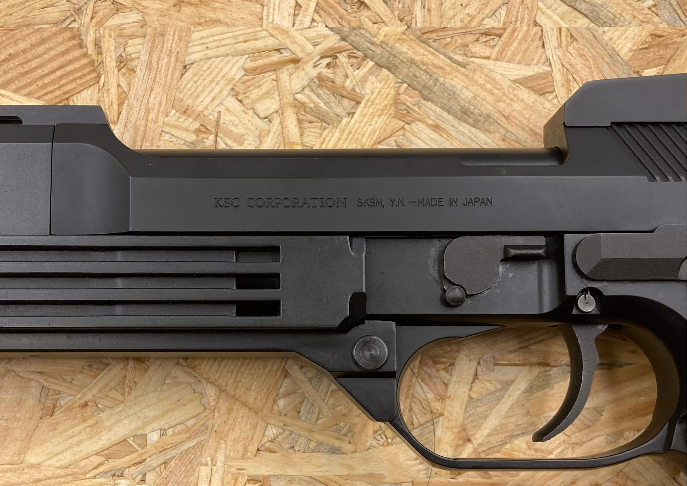 KSC製 M93R AUTO9 をレビュー！ロボコップで活躍した最強フルオート