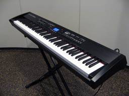 ステージピアノの最高峰!! USED在庫のご案内 ROLAND RD-700SX | Rock