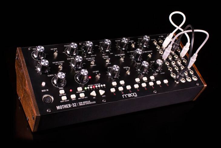 Moog Mother-32 発表！アナログセミモジュラーシンセ Moogラダー