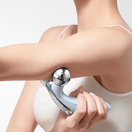 リファカラットリフト（EMS美顔器）| 美容機器 | ReFa（リファ）公式