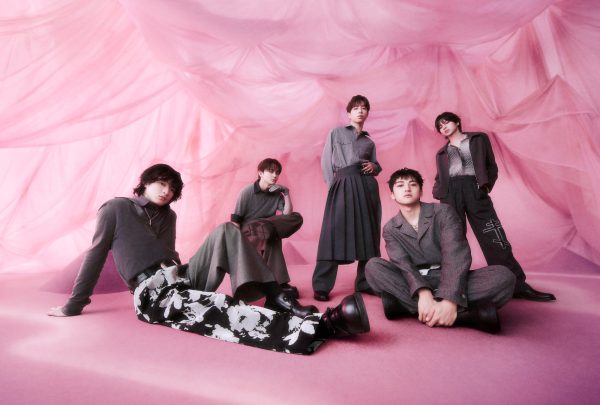 SEVENTEEN、初のコンセプトフォトブック『SOCIAL CLUB:CARAT』を11/1