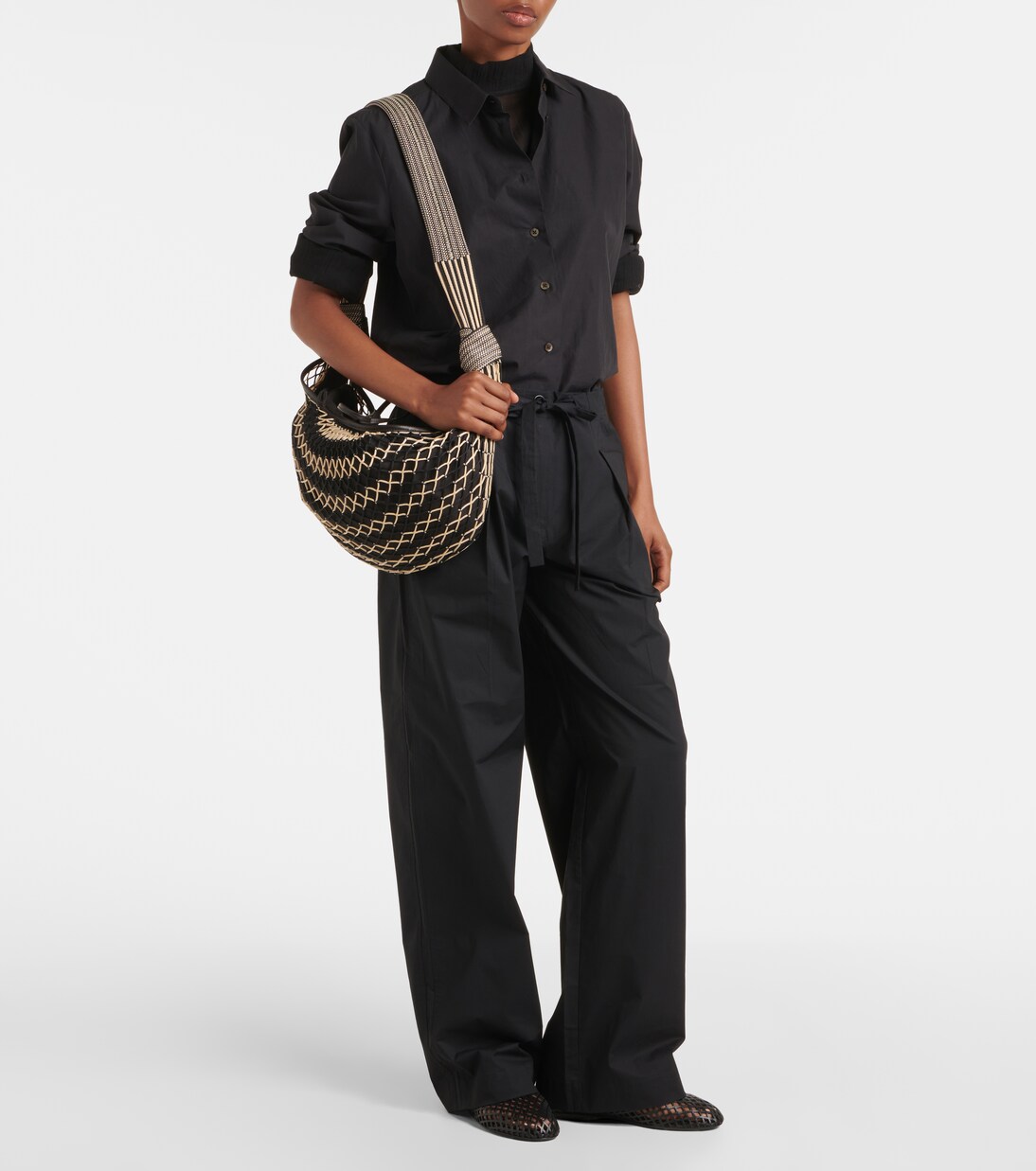 x Filt Croissant mesh shoulder bag in black - Lemaire | Mytheresa