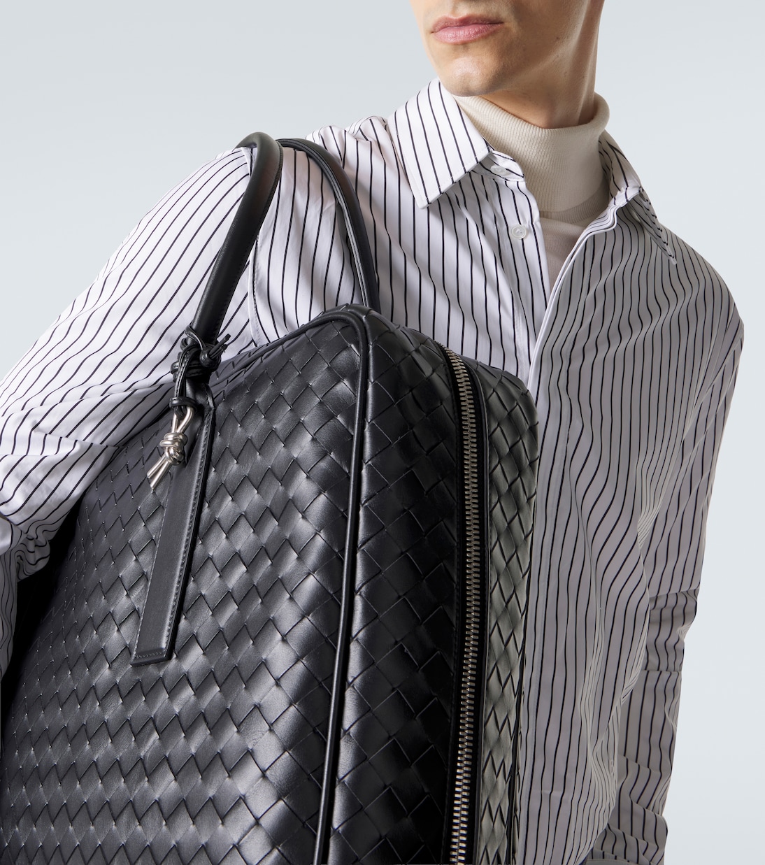 Getaway Large Intrecciato duffel bag in black - Bottega Veneta