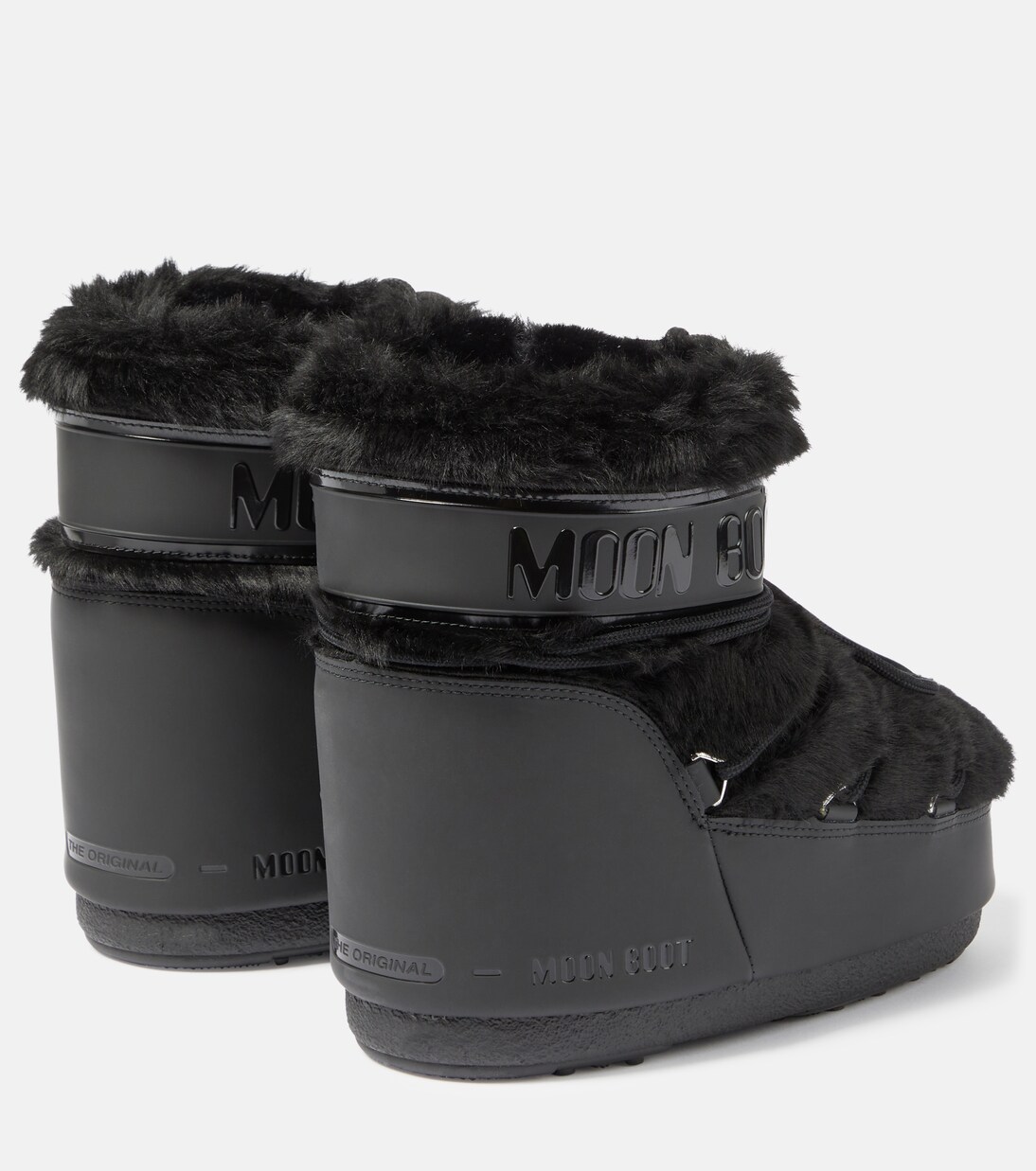 Icon Low snow boots in black - Moon Boot | Mytheresa