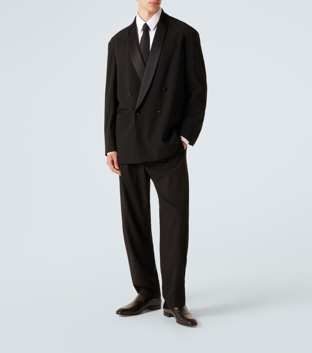 Double-breasted virgin wool crêpe tuxedo in black - Giorgio Armani