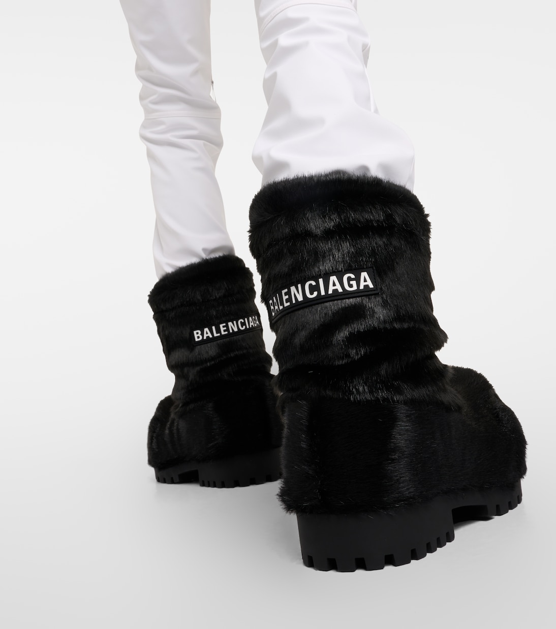 Alaska snow boots in black - Balenciaga | Mytheresa