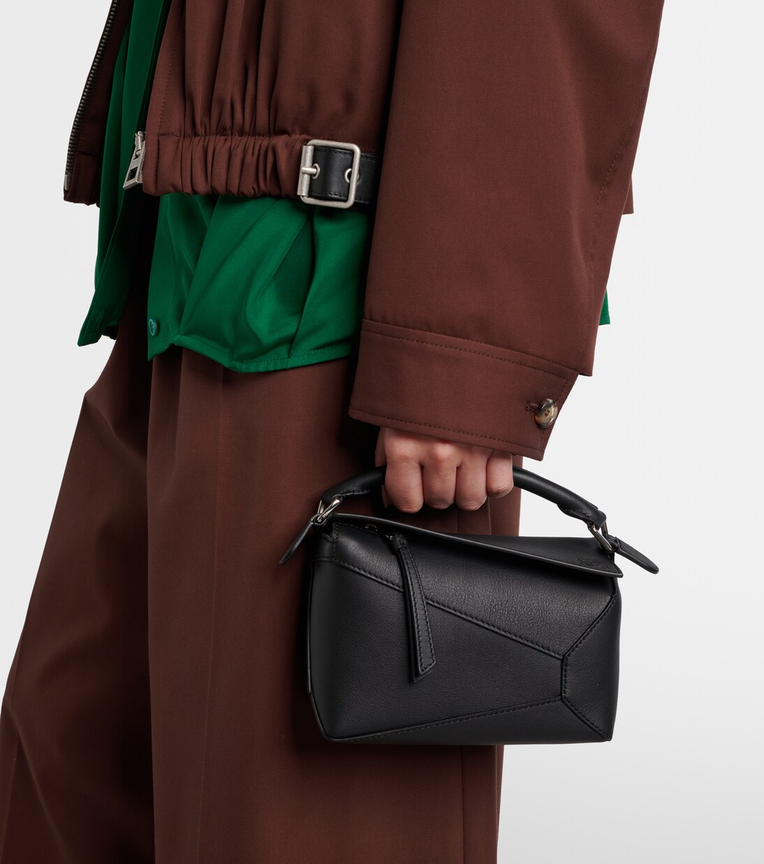 Puzzle Edge Mini leather tote bag in black - Loewe | Mytheresa