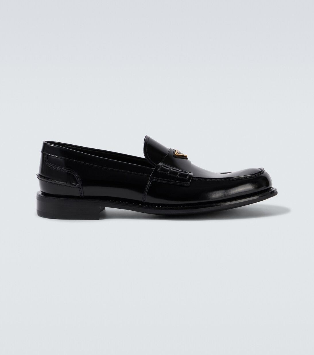 Logo leather loafers in black - Prada | Mytheresa
