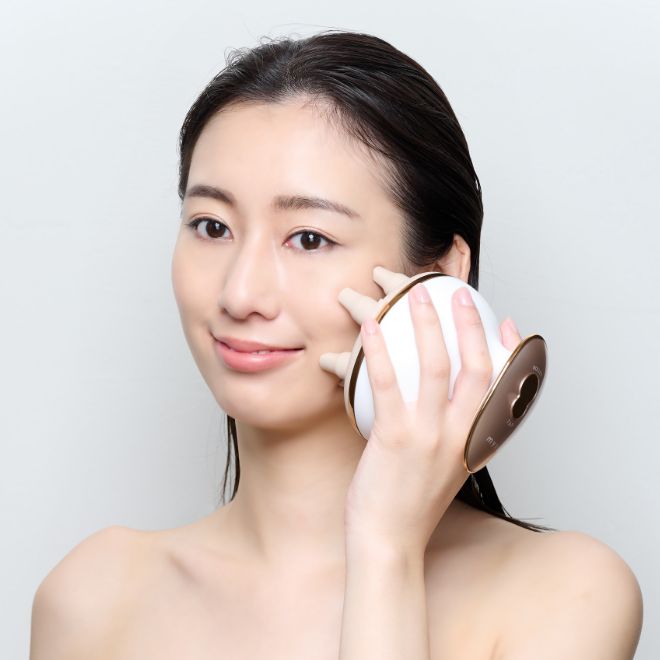 極ニードルで、頭も顔も深までリフトケア ミーゼ ニードルヘッドスパ