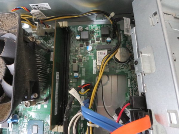 DELL Vostro 3471 4GBからメモリ増設