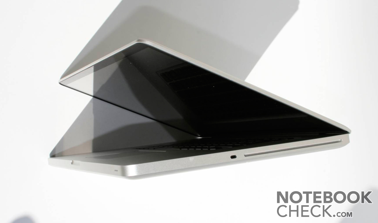 Review Apple MacBook Pro 17 inch 2010-04 Notebook - NotebookCheck