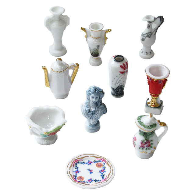 フェーブ】王室の陶磁器 10個 - 2022年 一部あり単品(S) - フェーブな