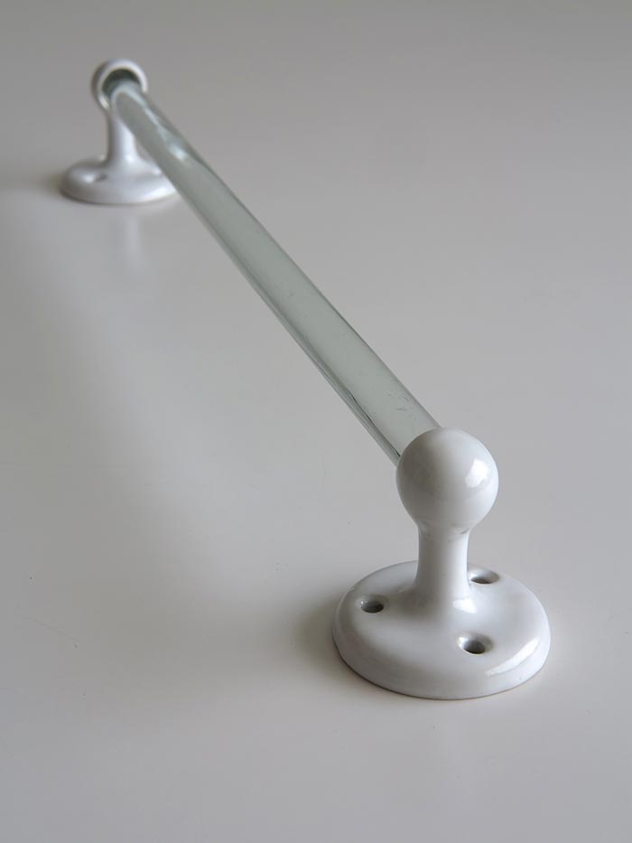 古いタオルハンガー ガラス+白磁 タオル掛け