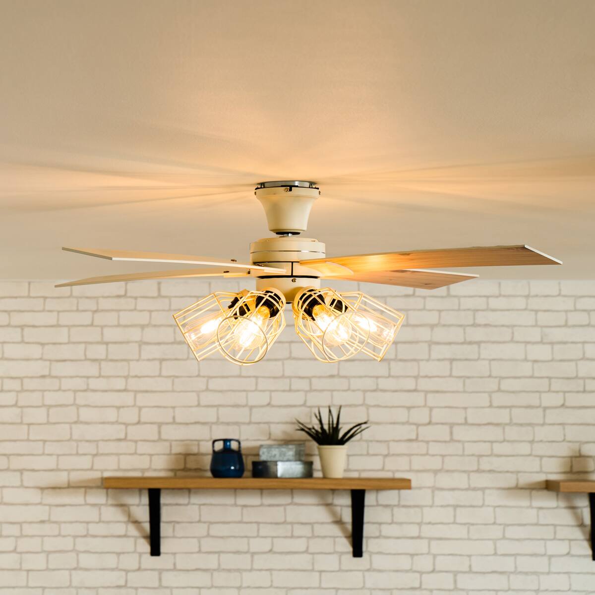 ヴィンテージスタイルのシーリングファン フィラメントLED 6灯