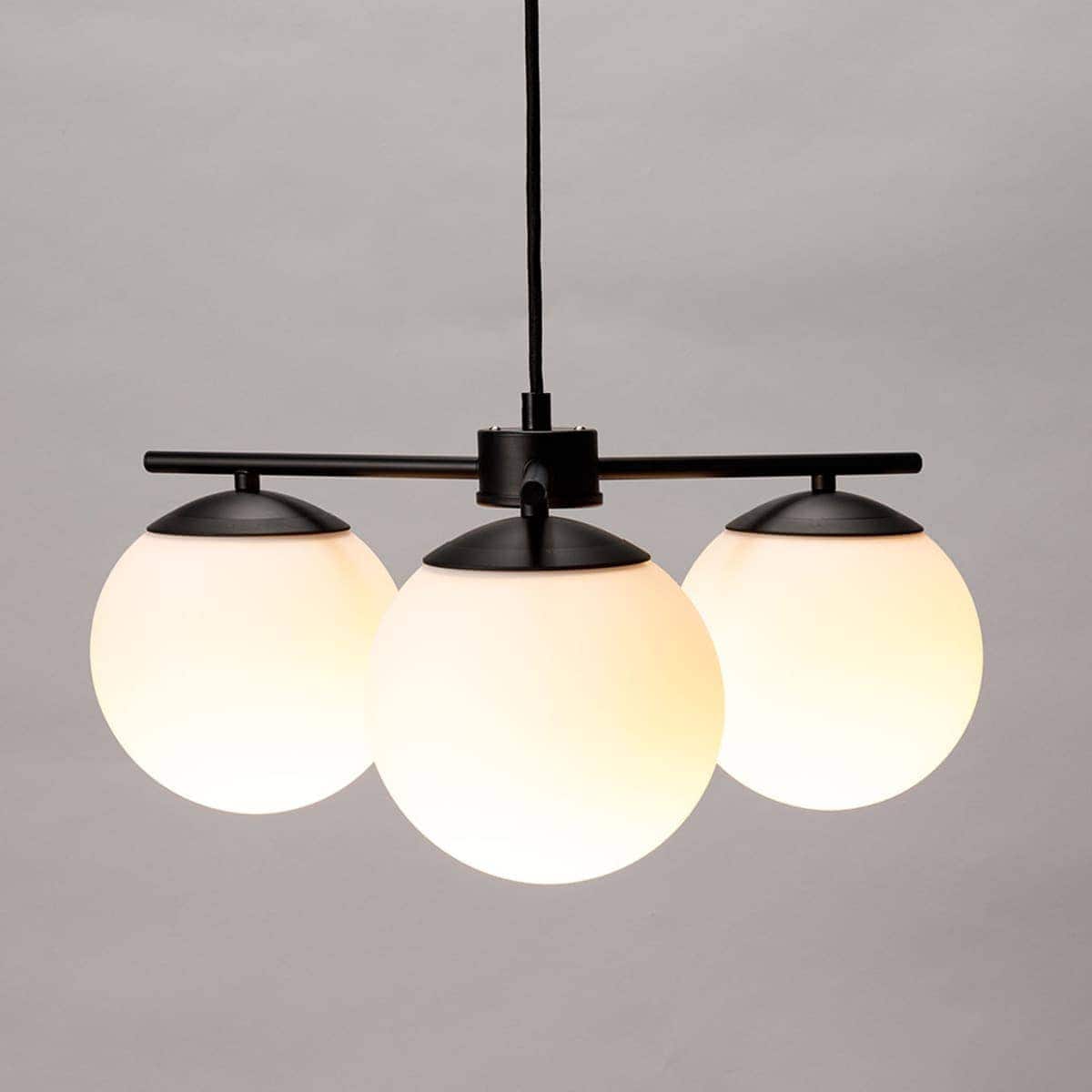 フロストガラスペンダントライト 3灯 ASM (Living in Comfort