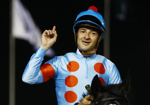 ドバイシーマC】イクイノックス逃げ切り圧勝！ルメール騎手「こんな