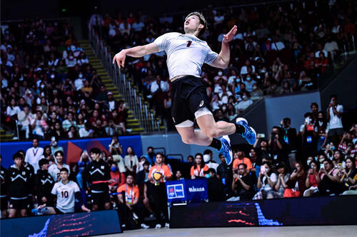 バレー】男子「龍神NIPPON」中国とのフルセット制し開幕9連勝