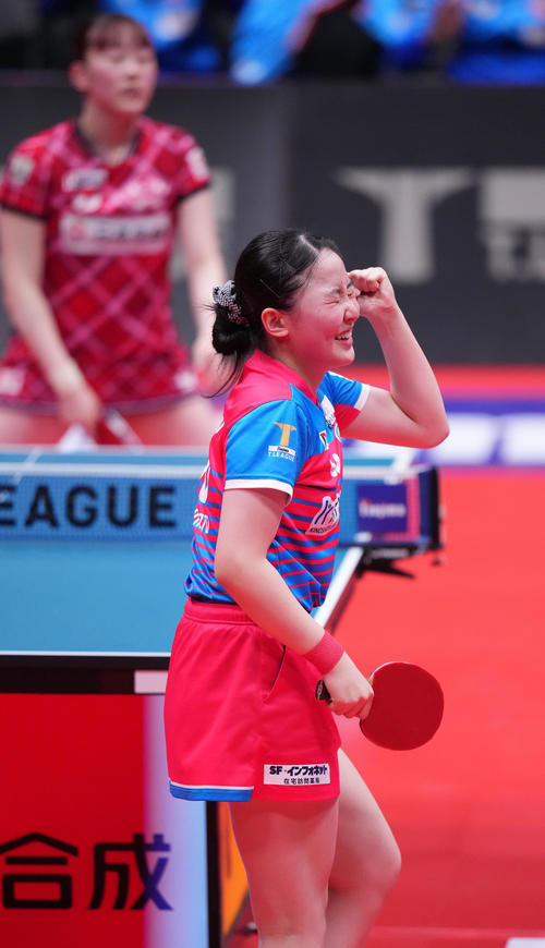 卓球】張本美和が逆転勝利「結果にこだわって勝てた」第2Gは17―15で