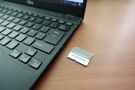 LIFEBOOK WU2シリーズレビュー-富士通FMVパソコン比較購入ガイド