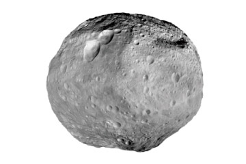 太陽系初期における原始惑星の巨大衝突 －隕石の超高精度年代測定が