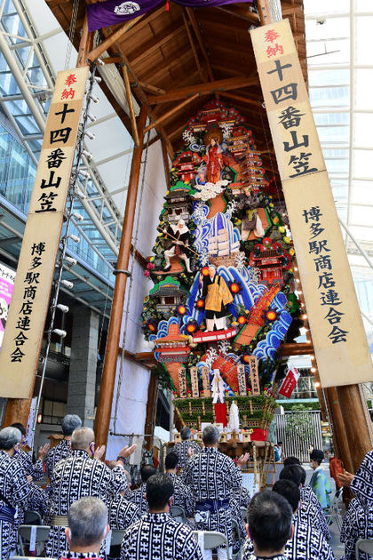 動画】博多祇園山笠開幕 2年ぶり飾り山公開 コロナ退散の願い込め