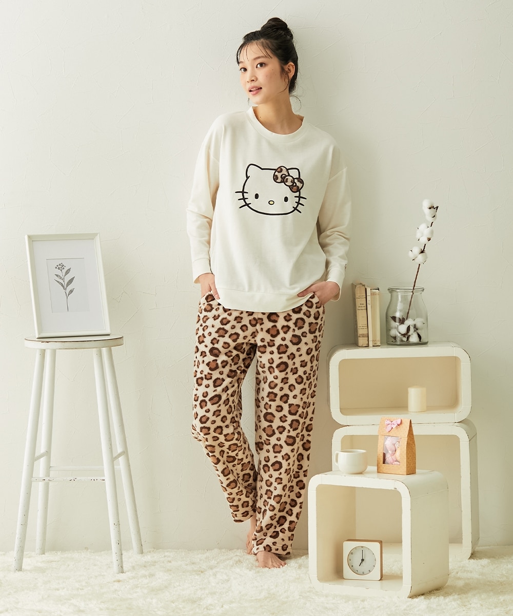 ハローキティ ふわぬくミンクフリース ヒョウ柄ルームウェア上下セット