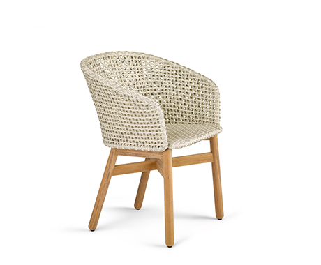 エンブレイス アームチェア ｜ ニチエス NICHIESU | ガーデン