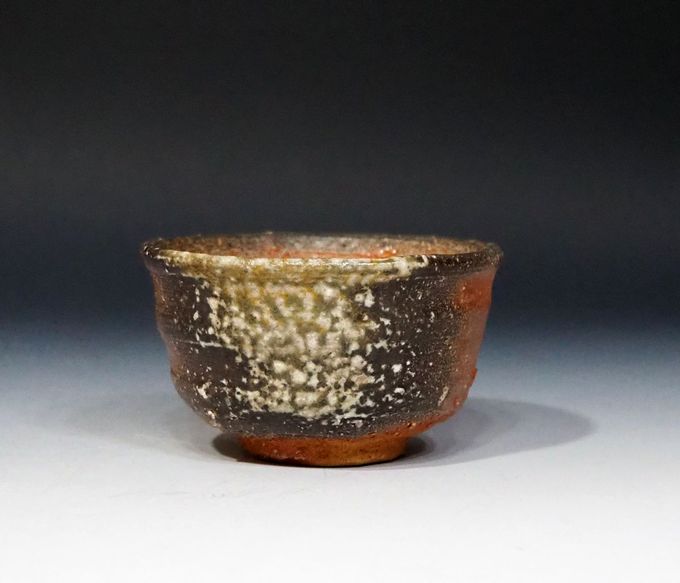 神山清子の「信楽自然釉ぐい呑み」の販売と買取｜小川処堂 | 骨董品