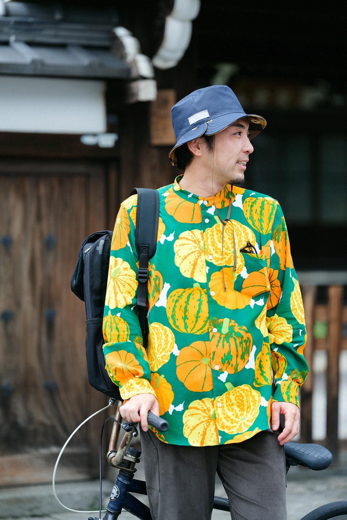 高島縮 20/20 スタンドカラーシャツ／かぼちゃ