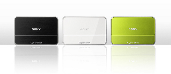 大容量約4GB内蔵メモリーに最大約40,000枚の写真を持ち歩き、手軽に