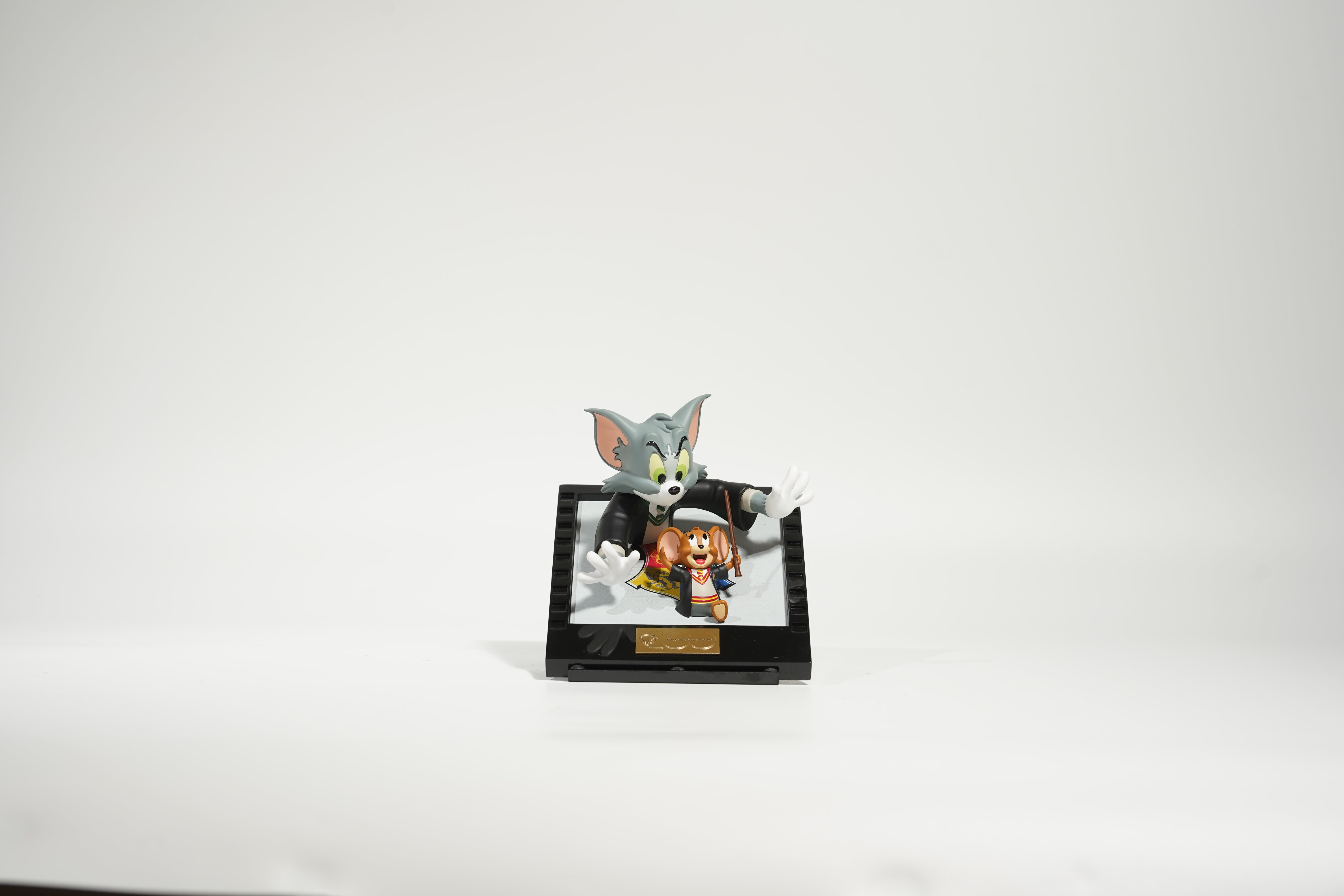 ワーナー・ブラザース100周年記念 トムとジェリー Pop Out Art 