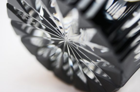 黒切子 オールド | 薩摩切子のことなら薩摩びーどろ工芸