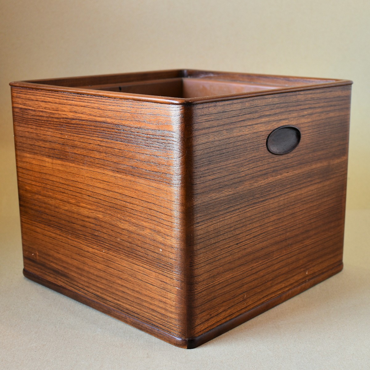 火鉢と炭道具の販売 骨董 斎明堂 / 木製火鉢（中型）